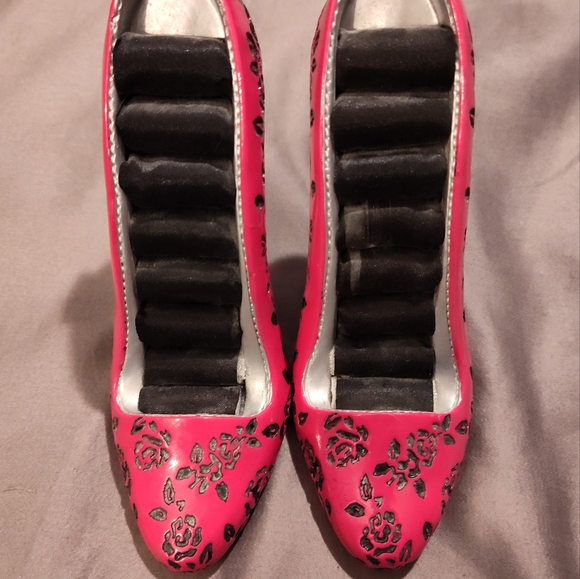 Vintage High Heels Ring Holders (Set Of 2) - Picture 2 of 9